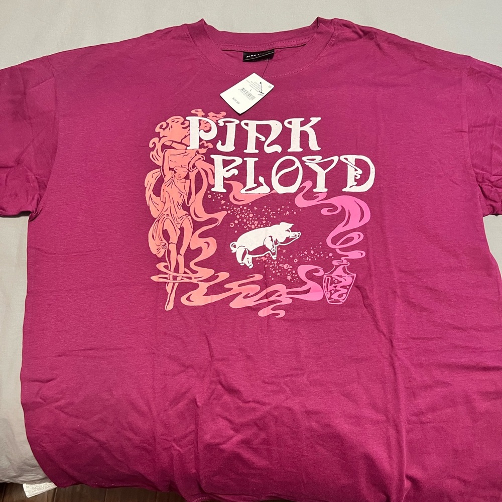 Boyfriend fit band tee Pink Floyd Rasberry Purple